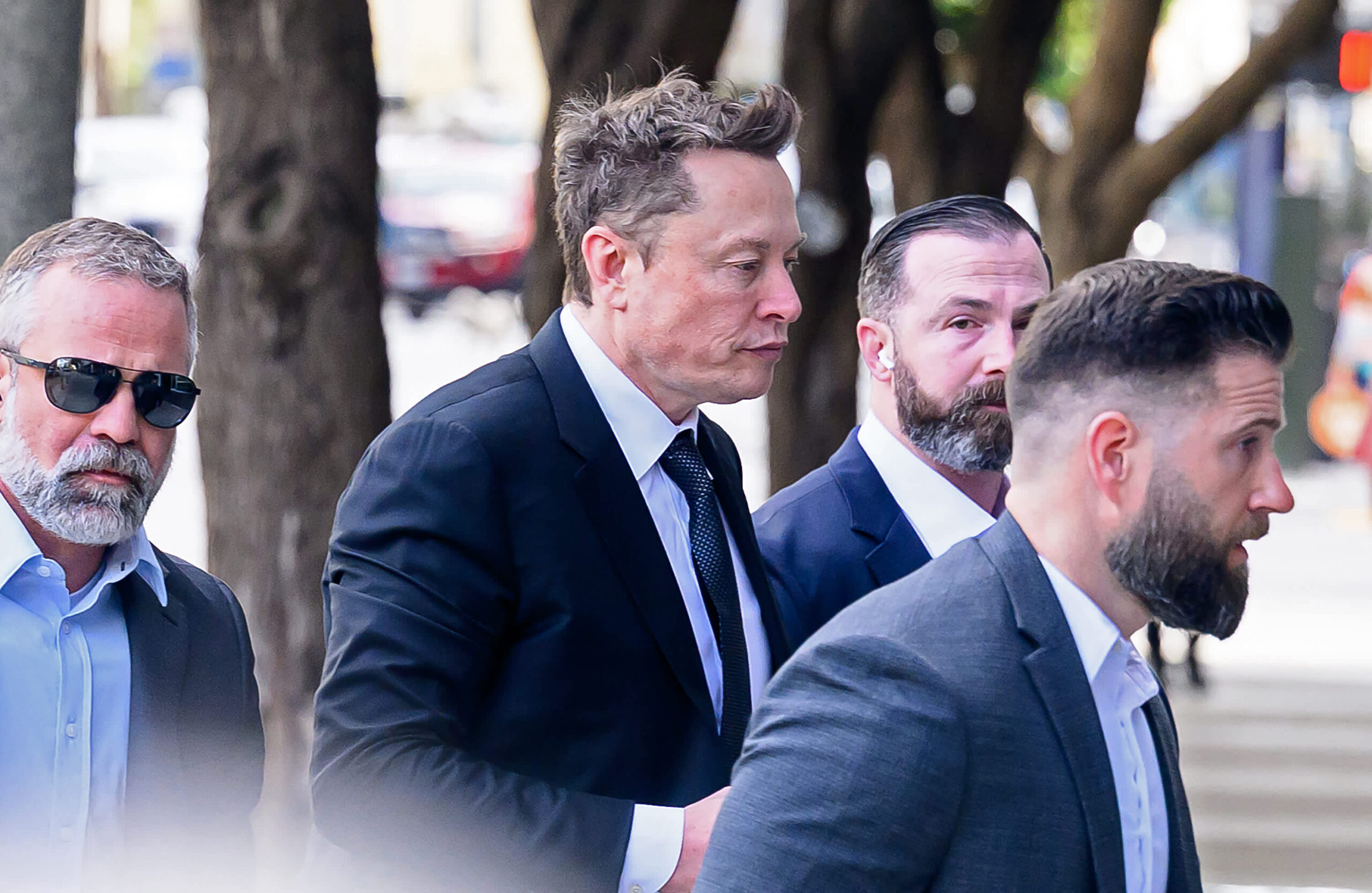 Elon Musk misled Twitter investors ahead of $44 billion acquisition, jury says