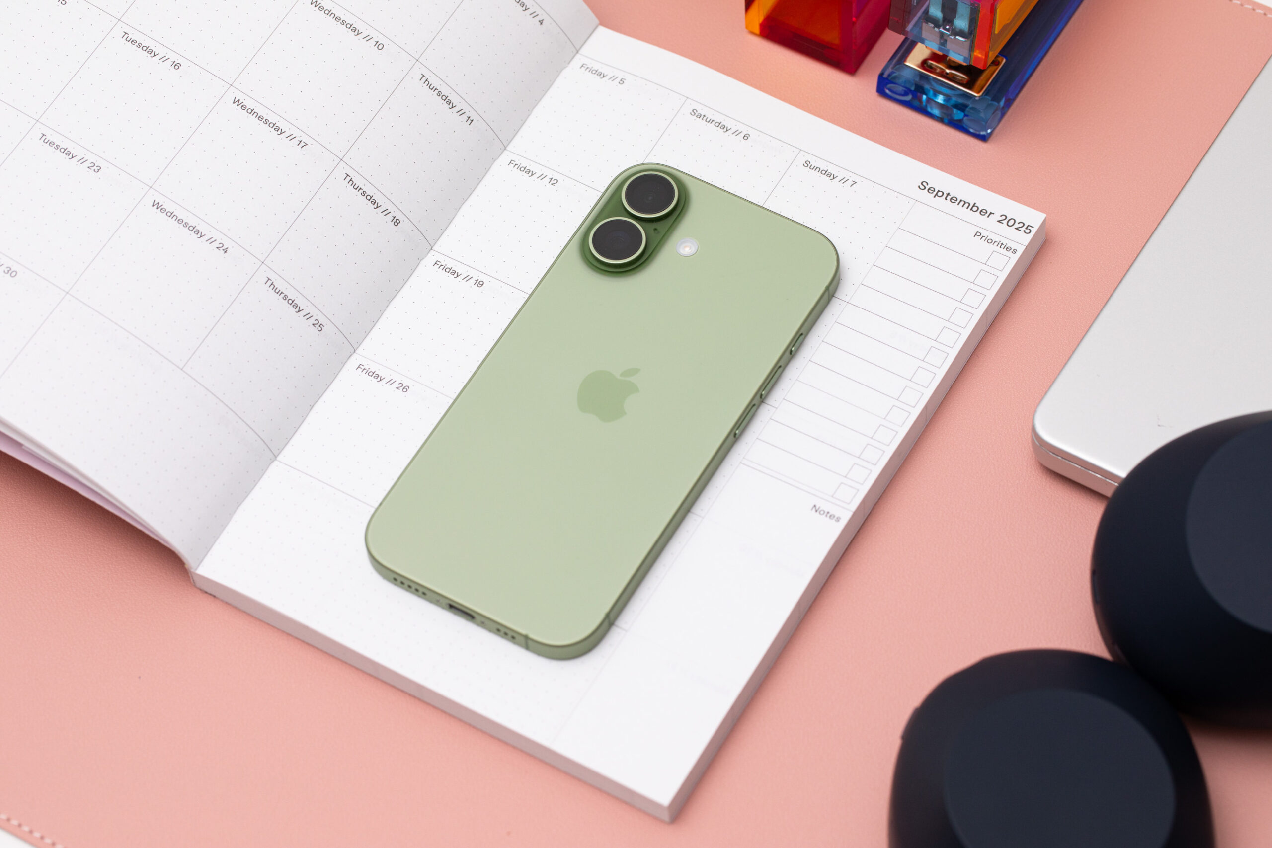 Welp, I bought an iPhone again