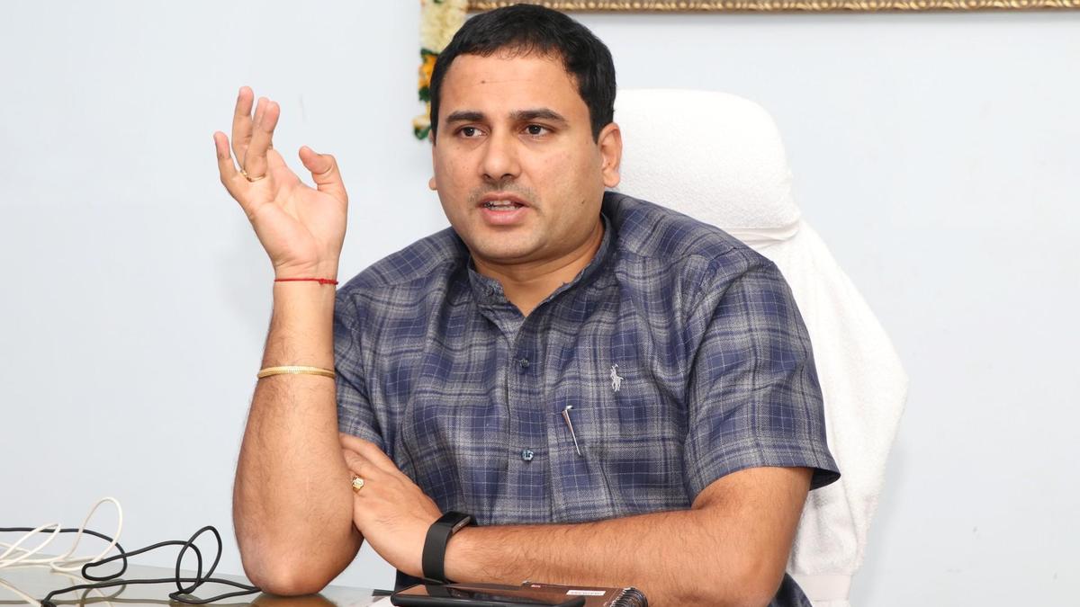 Five IAS officers transferred in a minor reshuffle