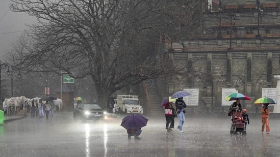 Delhi to get cloudy skies, rain in coming days; IMD issues thunderstorm warning for northern states
