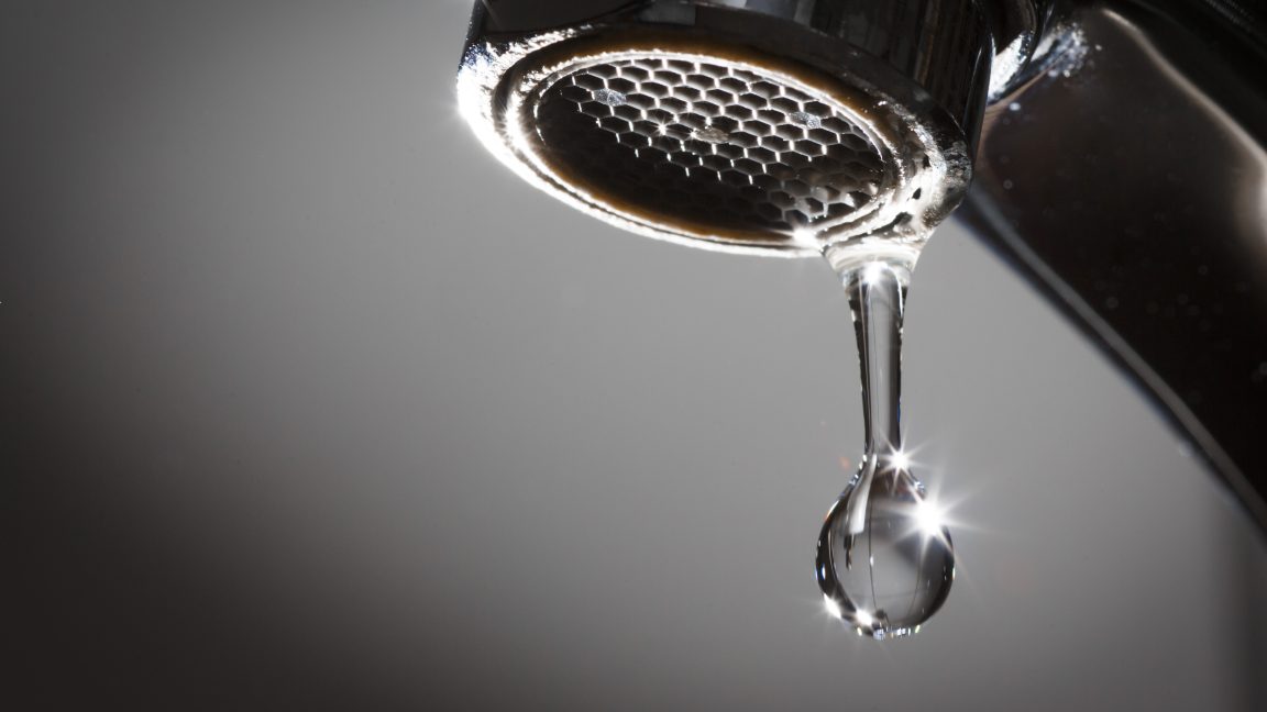 Water utility announces it's ditching fluoride—then reveals it did so years ago