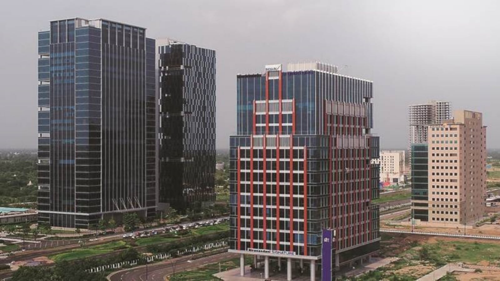 Roundtable series looks to bridge academia, industry gap