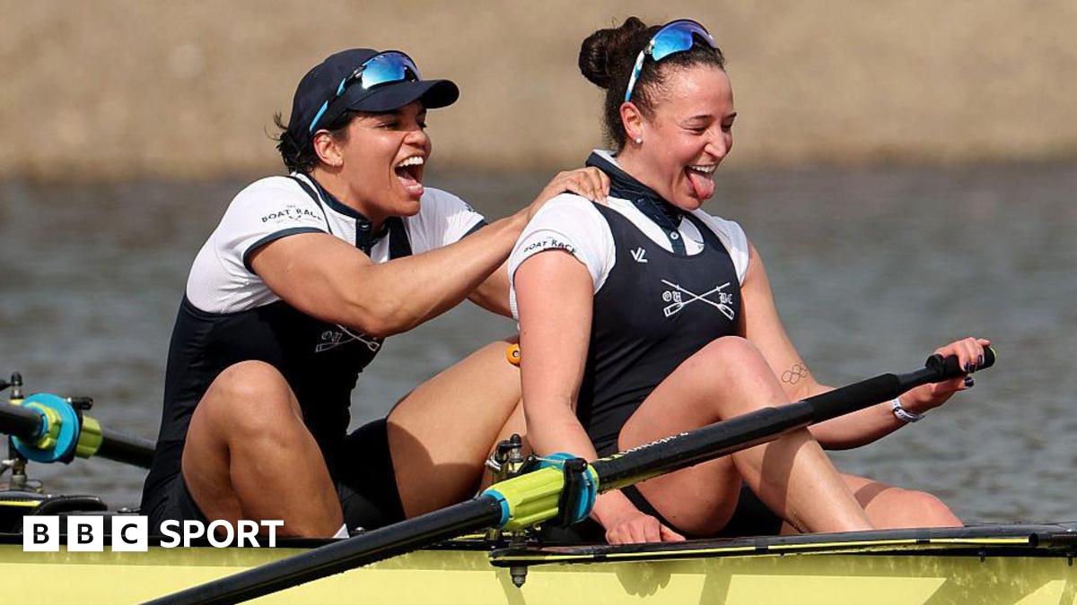 Oxford women and Cambridge men win Boat Races