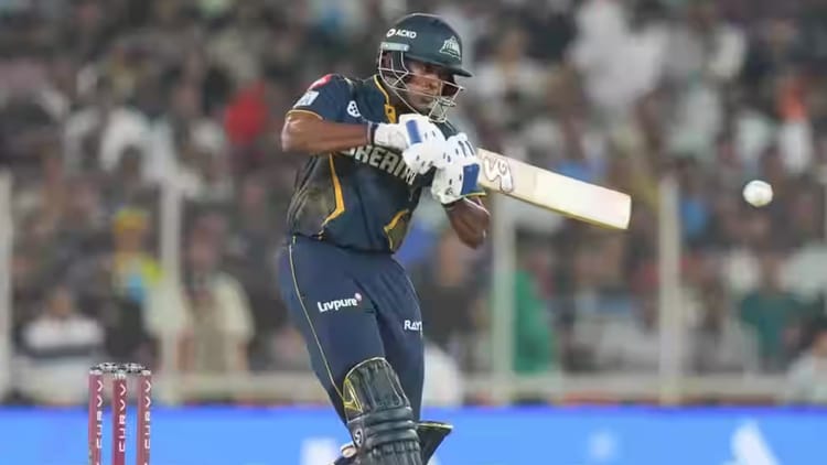 GT vs MI Live Score: गुजरात टाइटंस की पारी लड़खड़ाई, 55 रन पर आधी टीम पवेलियन लौटी; फिलिप्स आउट हुए