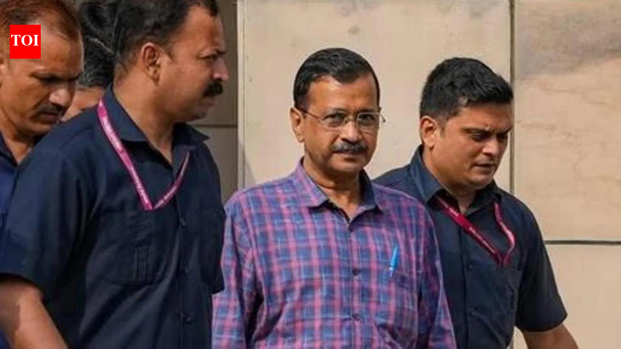 Excise case: Kejriwal to argue in person for recusal application in HC