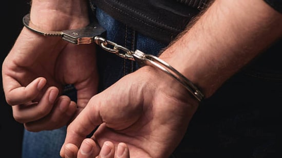 Maharashtra: Akola cop suspended for seeking ‘sexual favours’ from detainee's daughter