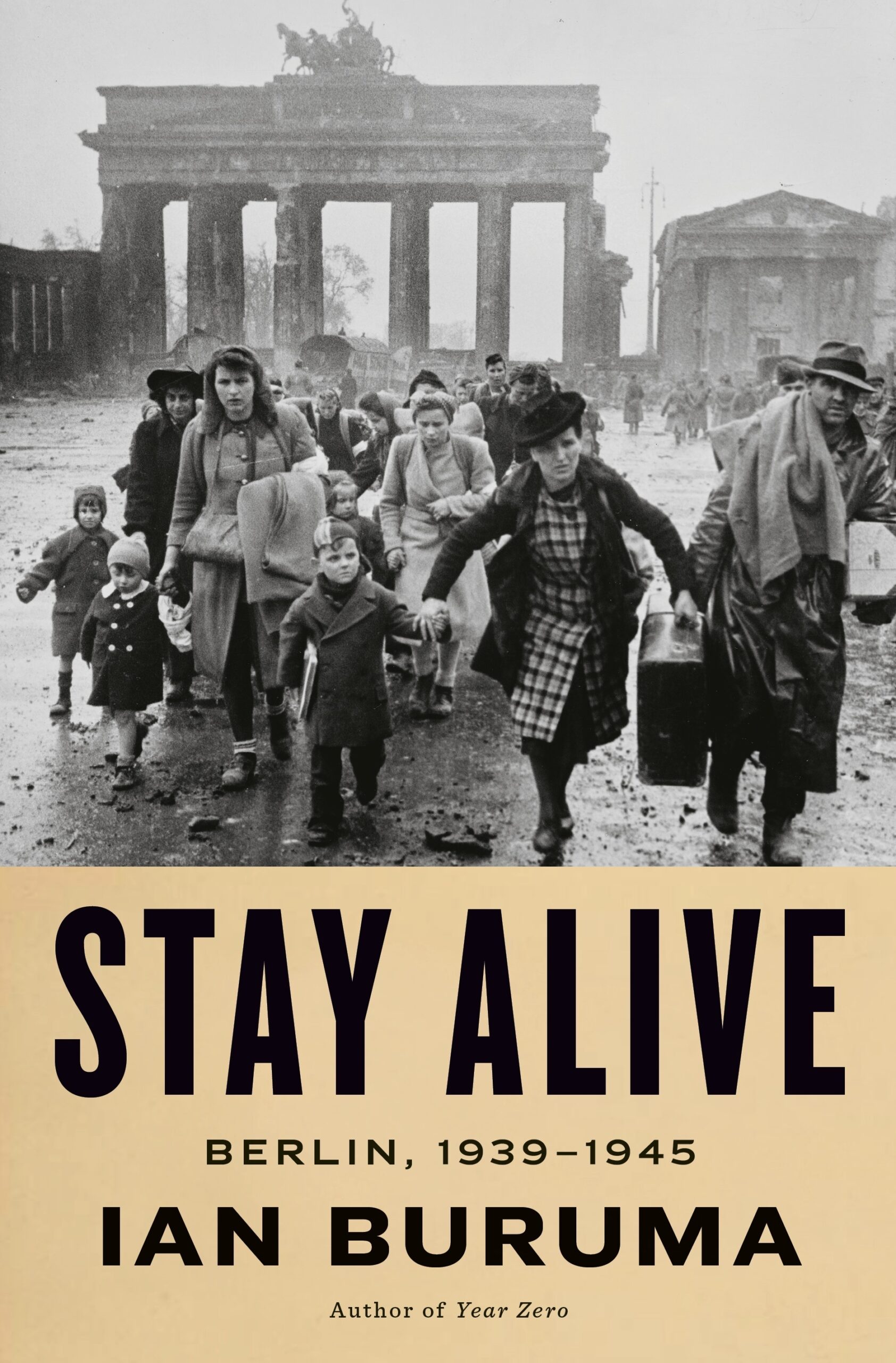 'Stay Alive,' about daily life in Nazi Berlin, shows how easy it is to just go along