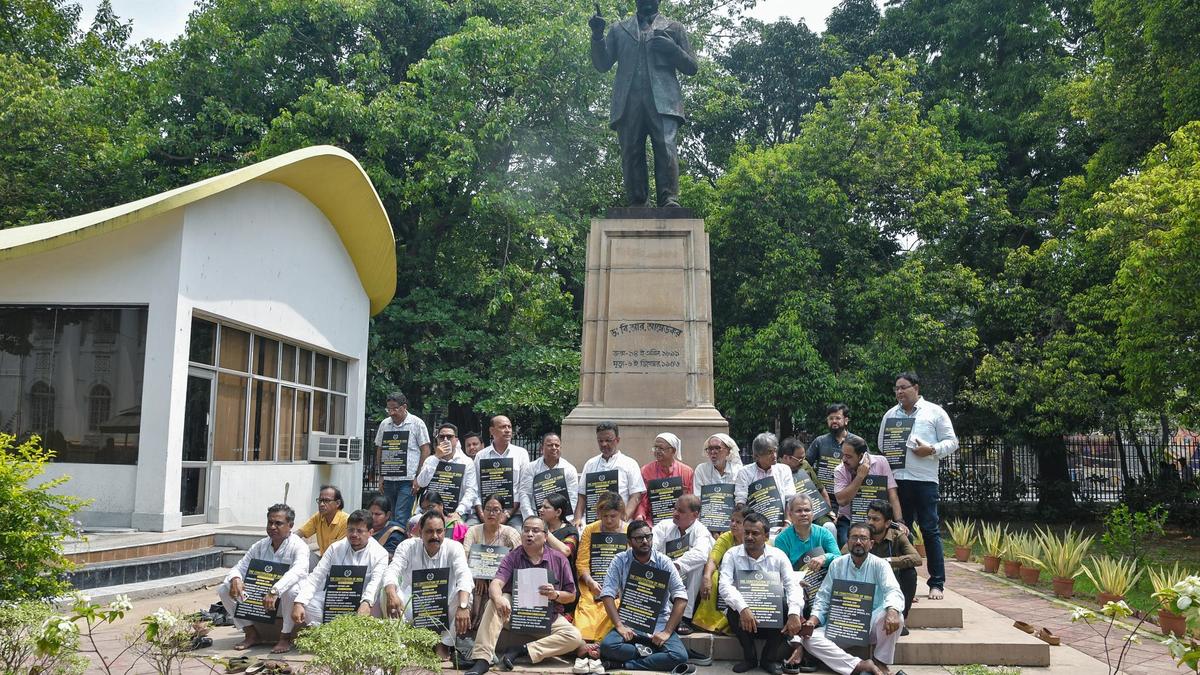 Trinamool MLAs hold protest in West Bengal Assembly over hawker eviction and torture against party workers