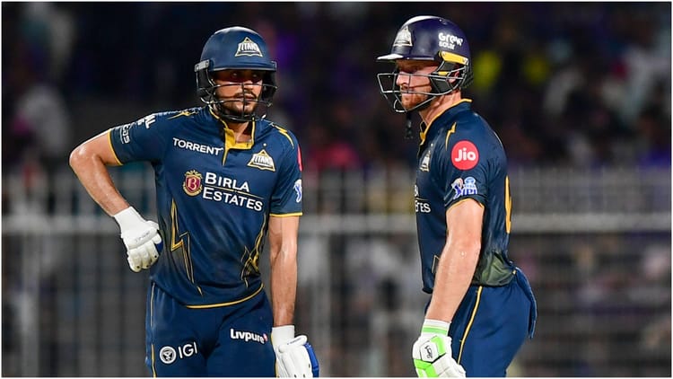 KKR vs GT Live Score: गुजरात को तीसरा झटका, बटलर 57 रन बनाकर आउट; सौरभ दुबे को मिली सफलता