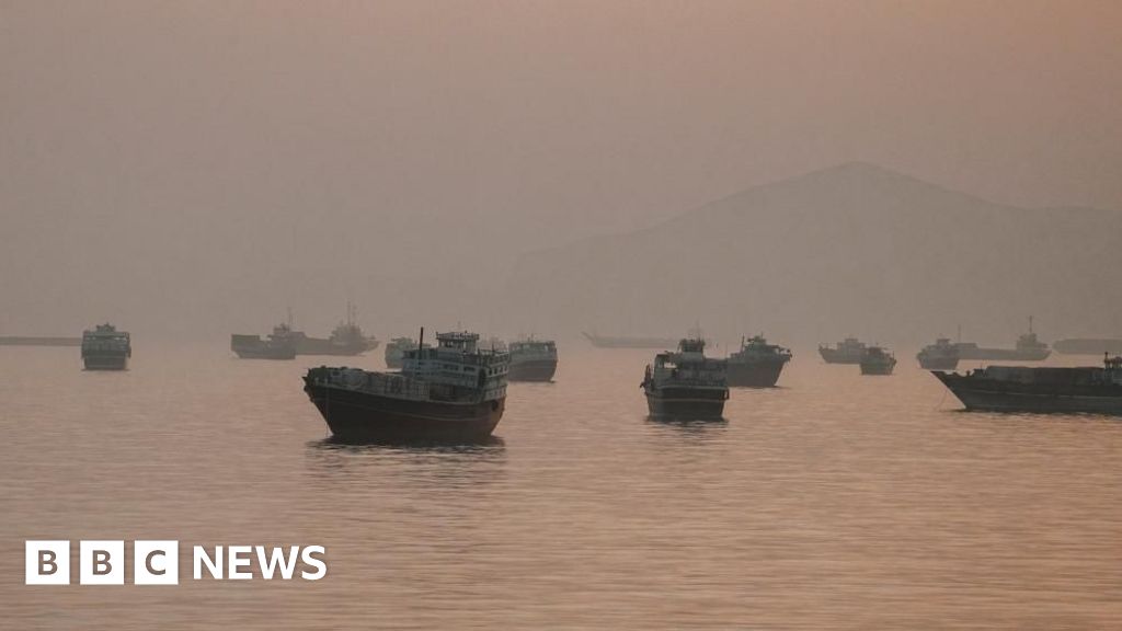 US and Iran exchange strikes in Gulf in latest test of ceasefire