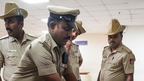 6 killed in Karnataka's Chikkaballapur as Thar rams into auto from behind