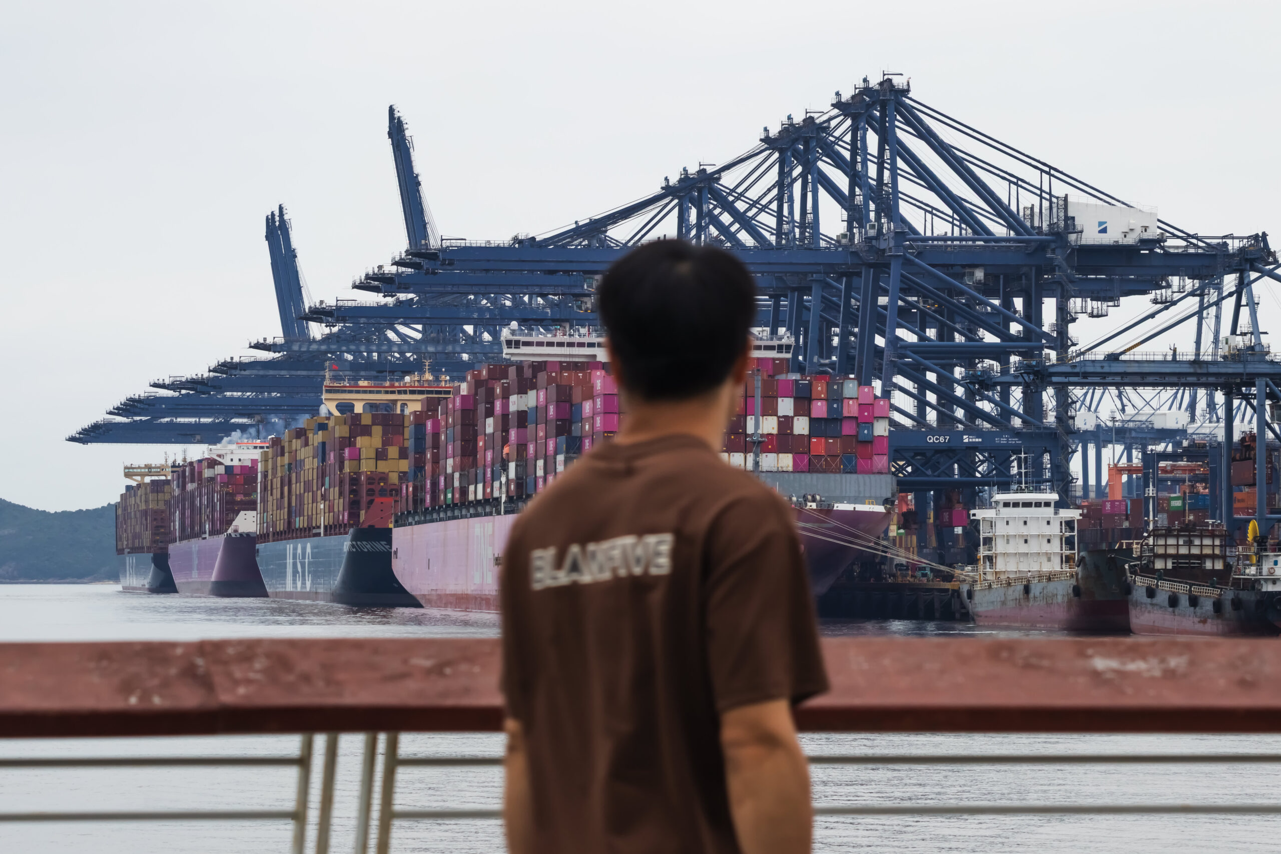 China factory activity snaps 2-month contractionary streak in September