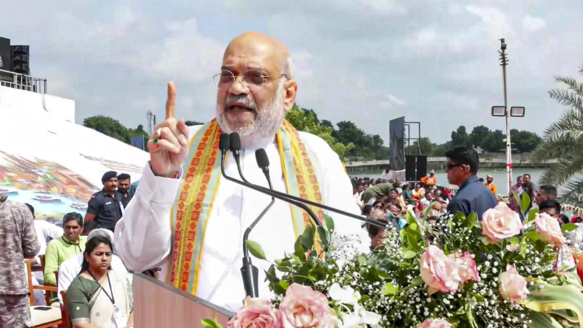 Union Home Minister Amit Shah falls ill in Hubballi, skips inauguration of college