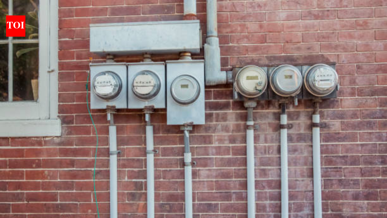 California returns $886m in electricity bill credits, about $75 per household