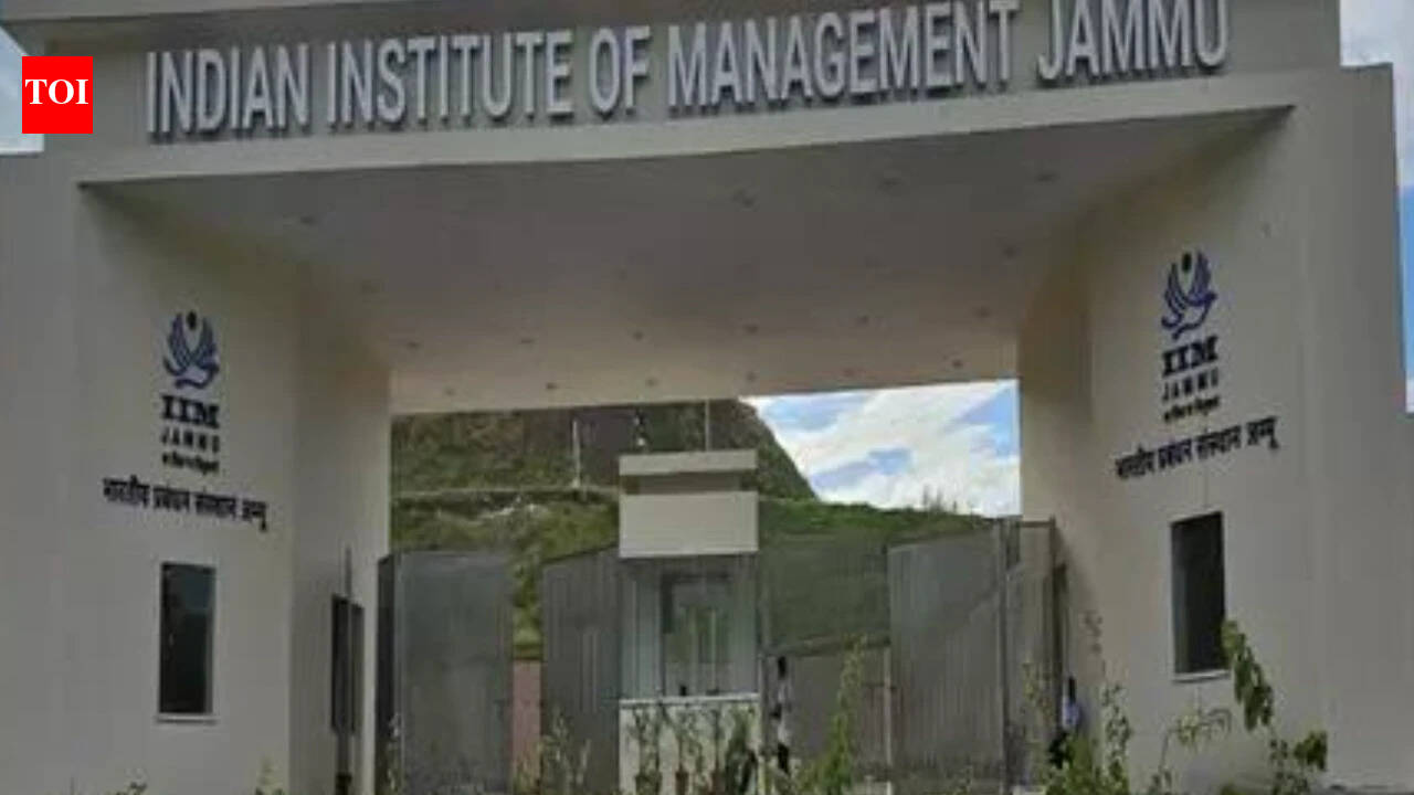 Fine for missing PM Modi's birthday event? Cong claims IIM Jammu sent notice to students