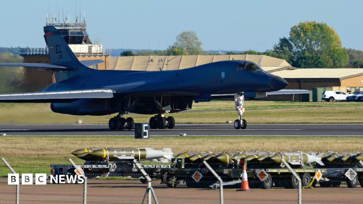 US air force removes all bombers from British military base RAF Fairford