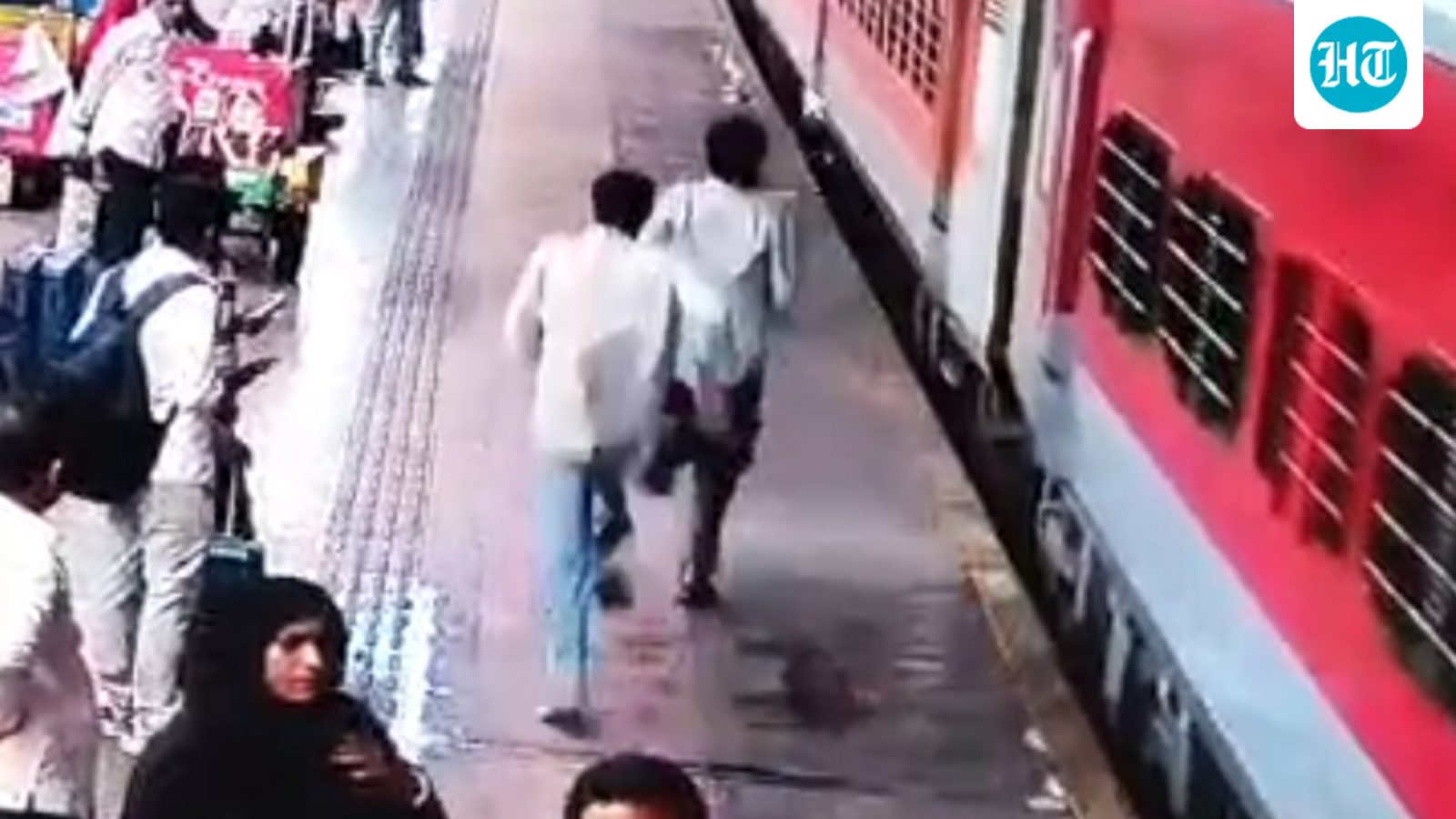 On camera, Tiger Shroff shooting suspects seen rushing to catch train in Surat before arrest in Kota